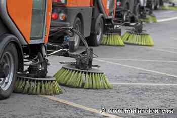 Penetanguishene roads crews start spring cleanup today - MidlandToday