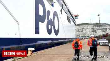 P&O Ferries hits back at staff pay cut claim