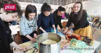 In Raunheim packen geflüchtete Ukrainerinnen mit an - Echo Online