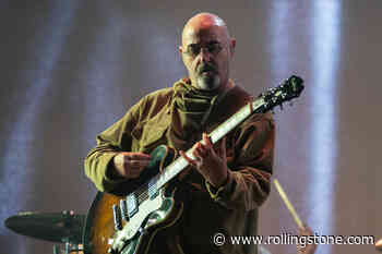 Oasis Guitarist Paul ‘Bonehead’ Arthurs Diagnosed with Tonsil Cancer, Missing Liam Gallagher Tour