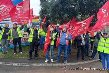 Coventry bin strikers want action from regional union leaders - Socialist Worker