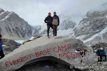 Kimberley family's joy after completing 'hugely emotional' fundraising trek to Everest - Mansfield and Ashfield Chad