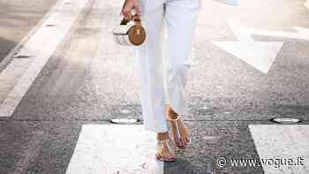 I sandali Capri sono le scarpe flat simbolo dell'estate 2022 - Vogue Italia