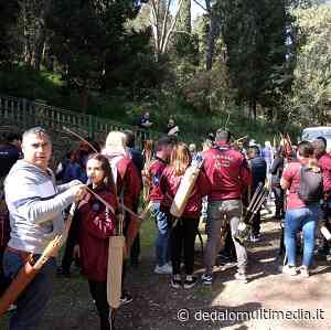 Tiro con l'arco storico - Successo di partecipanti alla manifestazione di Pergusa - Dedalomultimedia