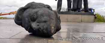 Derussificare le città. Kiev smantella l'arco, Novhorodske vuole chiamarsi New York (di M. Lupis) - L'HuffPost