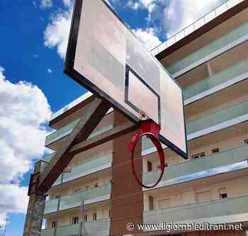 Trani, nuovamente vandalizzato il campo di basket di piazzetta Peter Pan - ilgiornaleditrani - Radio Bombo