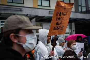 Canada Post temporarily resumes mail delivery in Vancouver's Downtown Eastside - Dawson Creek Mirror