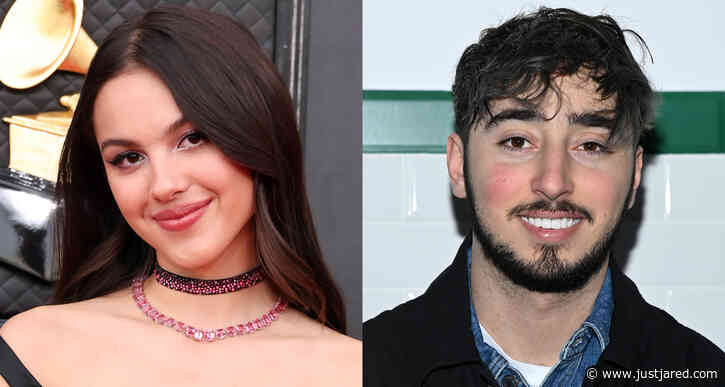Olivia Rodrigo & Zack Bia Keep Close During Day Out in NYC Amid Romance Rumors