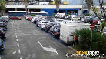 A Roma 35 minuti al giorno per trovare un parcheggio. Le zone e gli orari da incubo