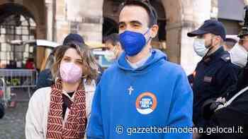 Modena. Don Mattia, il sacerdote di Formigine rivela: «Minacce dalla mafia libica. Postati documenti italiani top secret» - La Gazzetta di Modena