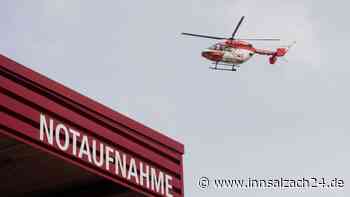 Durch Hallendach gestürzt: Arbeiter (28) lebensgefährlich verletzt