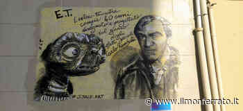 E.T. davanti alla Mole Antonelliana: l'opera è di John Sale - Il Monferrato