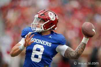 On a Massive Stage, Dillon Gabriel Handled his Oklahoma Debut 'Like an Assassin' - Sports Illustrated