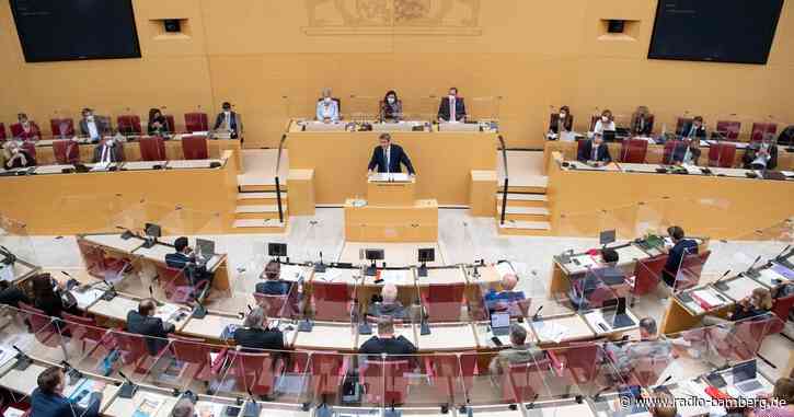 Landtag verzichtet ab Mai auf Maskenpflicht und 3G-Regel