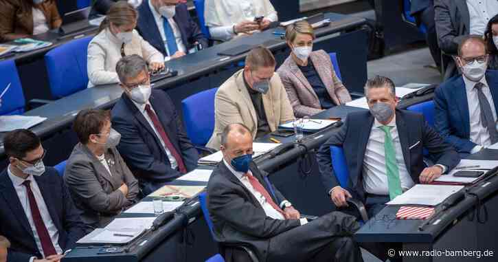 Union schließt sich Ampel-Antrag zu Waffenlieferungen an