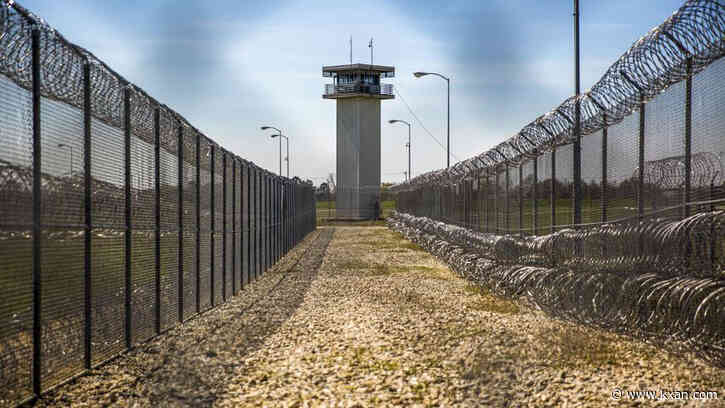 Only a quarter of Texas prisons have air conditioning, here’s what that means for prisoners