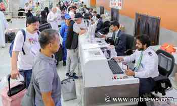 Saudi aviation authority steps in to calm angry travelers as ticket prices skyrocket - Arab News