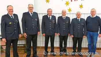Feuerwehr Haiterbach: Brandbekämpfer ernennen fünf neue Ehrenmitglieder