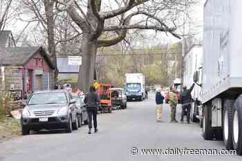 Photos: Filming continues in Kingston of ‘Pretty Little Liars: Original Sin’ - The Daily Freeman