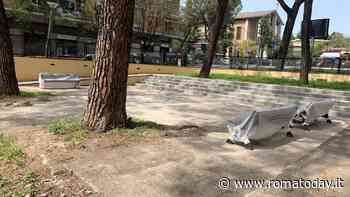 Portuense, tirato a lucido il giardino di piazza Lorenzini: manca solo l'inaugurazione