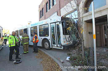 Lawsuit filed in 2017 downtown bus crash - The Brandon Sun