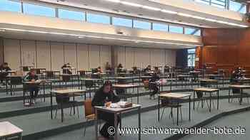 Start mit Spanisch in Schramberg - Die Abiprüfungen für den nächsten Corona-Jahrgang haben begonnen - Schwarzwälder Bote