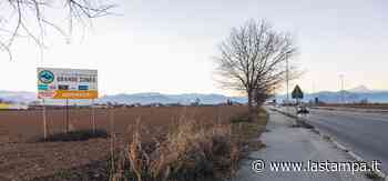 Cittadella dello sport nei campi di mais alla periferia di Cuneo, tre associazioni ambientaliste si rivolgono… - La Stampa
