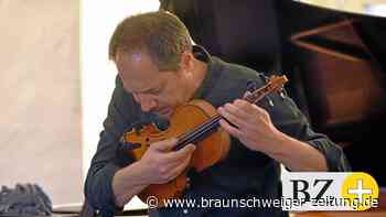 Luca Ciarla spielt in Wolfsburg die Geige wie eine Gitarre