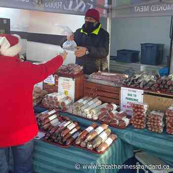Port Colborne Christmas Farmers' Market jingles back into city - St. Catharines Standard