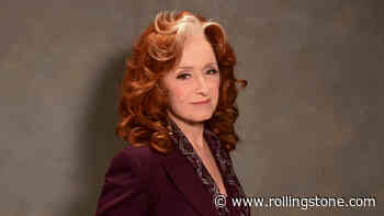 Bonnie Raitt Shows Off Her Slide Guitar Chops in New ‘Made Up Mind’ Video