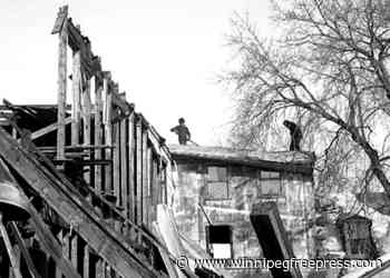 COLUMN: Carillon Flashback, Feb. 23, 1964 - Steinbach's oldest business removed from Main Street - Winnipeg Free Press