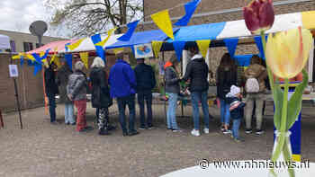 Koningsdag kleurt Oekraïens geel-blauw in Hilversum-Noord: "Willen onze cultuur laten zien" - NH Nieuws