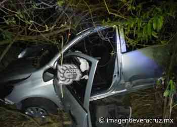 Reportan salida de camino de automóvil en la carretera Misantla- Xalapa - Imagen de Veracruz