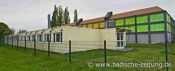 Container für Geflüchtete bei der Ortenauhalle - Lahr - Badische Zeitung