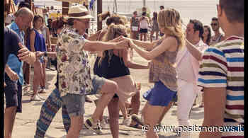 Arturo Gambardella di Positano giovedì 28 aprile nei panni di un ballerino nel film di Leonardo Pieraccioni - Positanonews - Positanonews