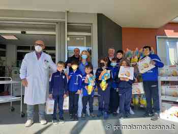 L'Us Melzo 1908 regala uova di Pasqua e colombe ai bambini della Pediatria dell'ospedale di Melzo - Prima la Martesana