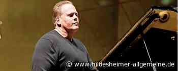 Konzert in Hildesheim mit Star-Pianist Tzimon Barto: Klangpoet mit eigenwilliger Note - www.hildesheimer-allgemeine.de