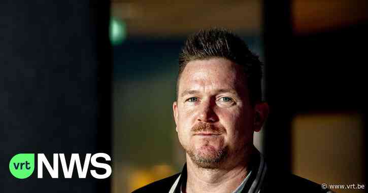 Johnny de Mol stopt als presentator talkshow na beschuldiging van seksueel misbruik - VRT NWS