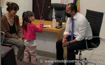 La menor Nikté regresó con su madre - El Sol de Cuernavaca