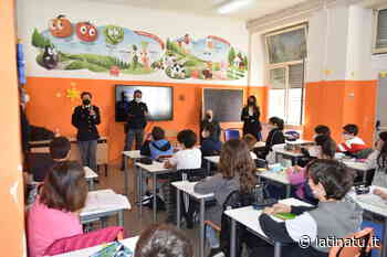 "UNA VITA DA SOCIAL", I POLIZIOTTI INCONTRANO GLI STUDENTI A FORMIA - Latina Tu