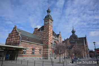 Spoorlopers in Schaarbeek zorgen voor vertraagde avondspits - BRUZZ