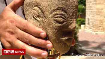 Gaza farmer finds 4,500-year-old statue of Canaanite goddess