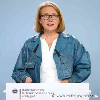 Lisa Paus als neue Bundesfamilienministerin vereidigt - radioeuskirchen.de