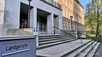 Landgericht Kiel: Bankkunden und Handyverkäufer mit Waffe bedroht: Mann aus Wahlstedt vor Gericht | shz.de - shz.de