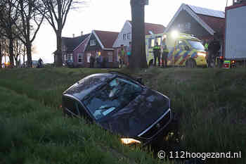 Automobilist botst op geparkeerde voertuigen in Woudbloem - 112hoogezand.nl
