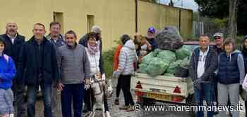 Massa, più pulita, con l'iniziativa del Terziere di Borgo raccolti 50 sacchi di rifiuti abbandonati - Maremmanews