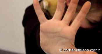 Siena, prof accusato di molestie: primo giorno di sospensione - Corriere di Siena