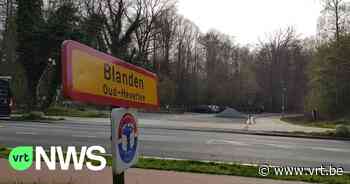 Leuven plots een stukje kleiner: aannemer plaatst gemeenteborden verkeerd terug na werkzaamheden - VRT NWS