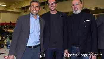 Elezioni, a Parma patto Pizzarotti - Pd: così il centrosinistra sogna la vittoria attesa da 25 anni - La Repubblica