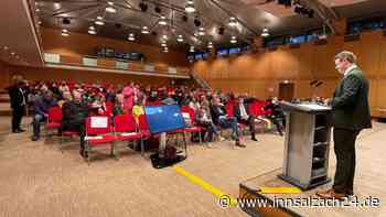 Mühldorfs Bürger in Angst um ihre Kinder: Straßenrennen und Raser lassen Wogen hochgehen